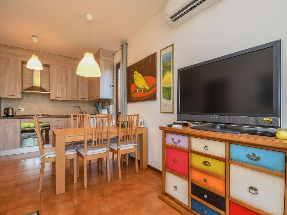 Casa Barbara Apartment Salo Bagian luar foto
